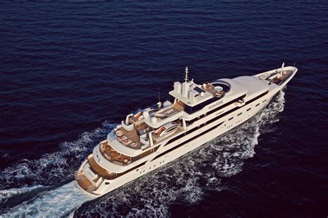 Yachts for Sale: Luxury Superyachts, Buy a Yacht.